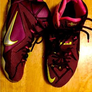 Nike basketball shoes